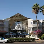 Hg Tenerife Sur Los Cristianos (Tenerife)